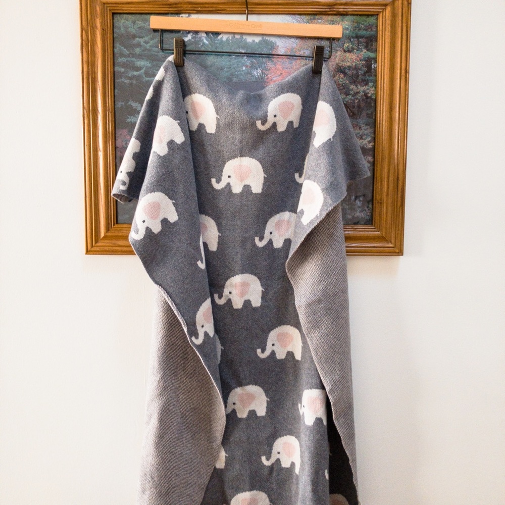 Frolics Baby girl blanket 100% cotton reversible